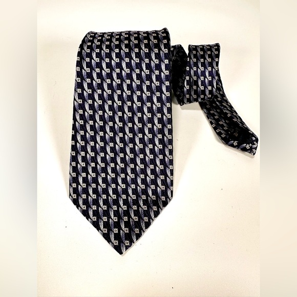 Ermenegildo Zegna Other - Ermenegildo Zegna Geometric Print Elegant Men's Tie 100% silk